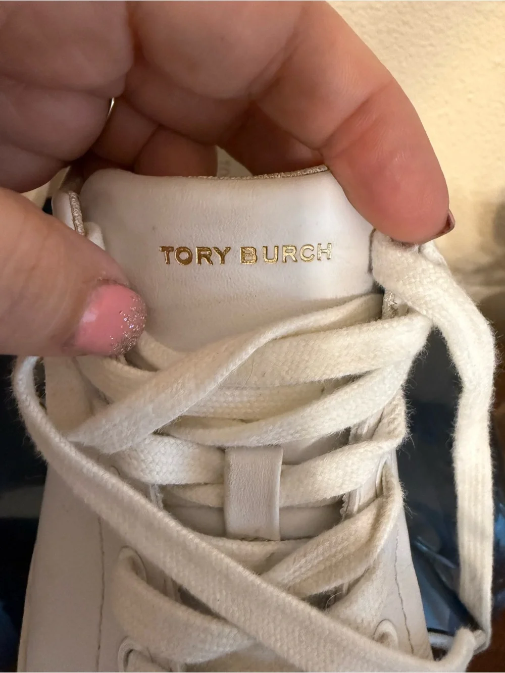 Tory Burch Howell Court Sneaker White Leather w/ Pink lace up Shoes Size 7